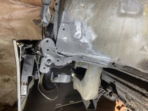 Кузовной ремонт BMW E38 в Минске - восстановление кузова