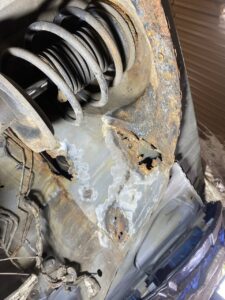 Кузовной ремонт BMW E38 в Минске - восстановление после ДТП
