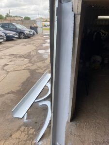 Кузовной ремонт BMW E38 в Минске - восстановление кузова