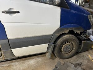 Кузовной ремонт Mercedes-Benz Sprinter в Минске